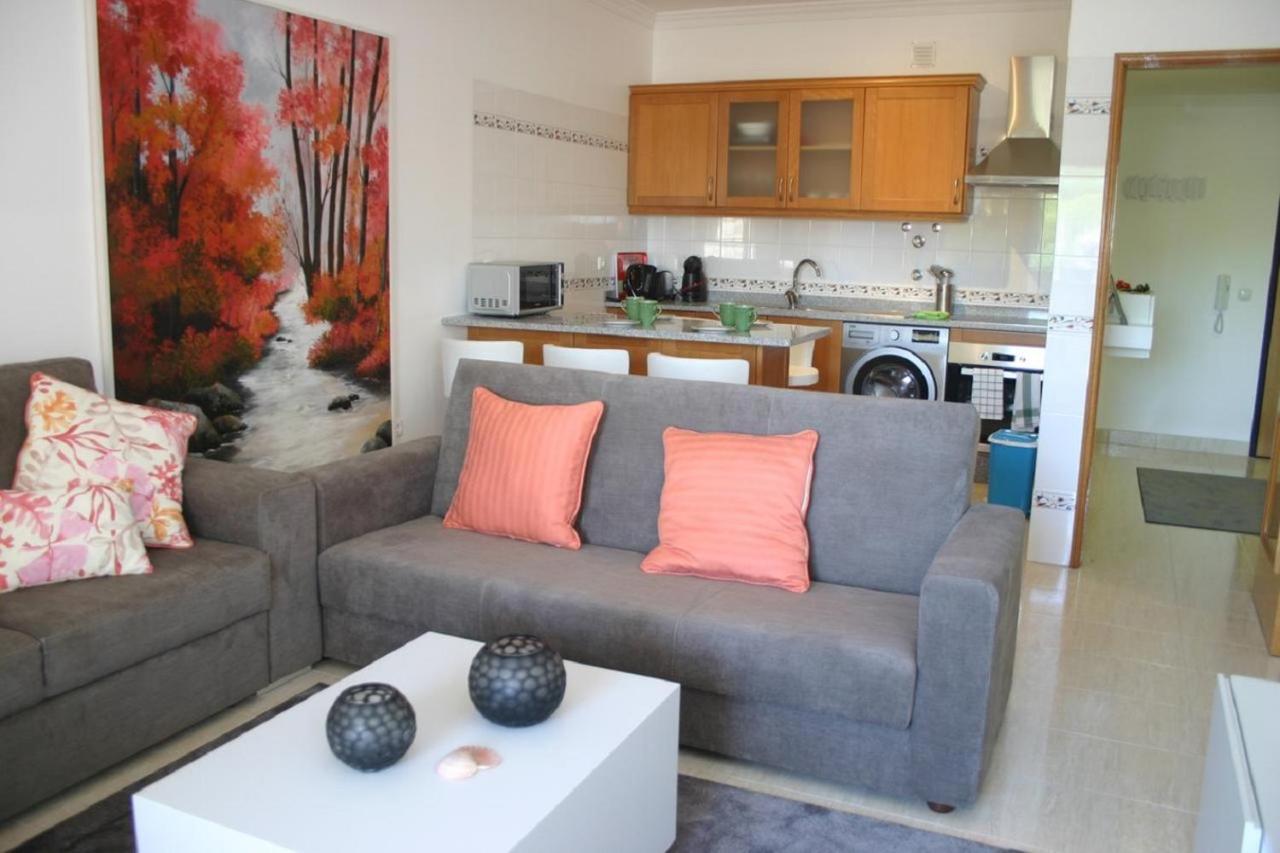 Apartamento Luminoso Urb. Quinta Das Palmeiras Porches  Ngoại thất bức ảnh